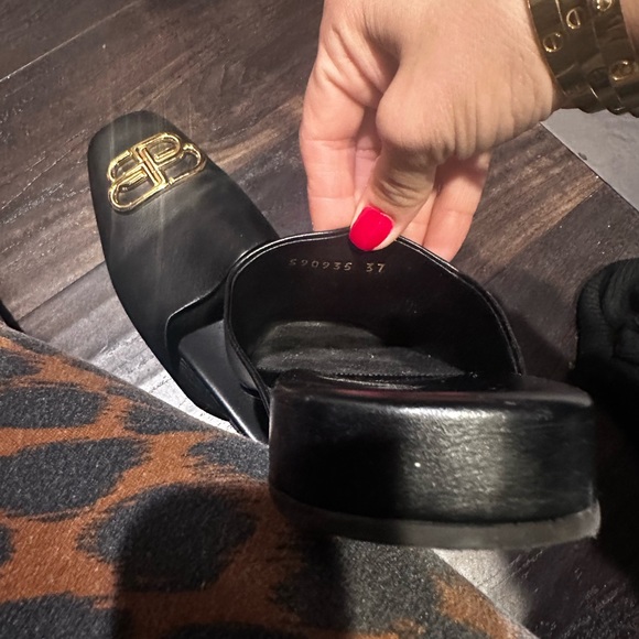 Balenciaga women’s flat loafers slippers - Picture 5 of 10